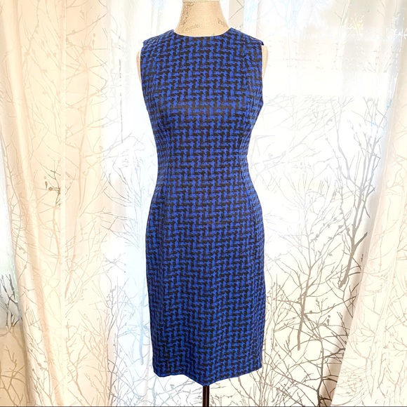 Calvin Klein Dresses & Skirts - Calvin Klein blue black sleeveless shift dress